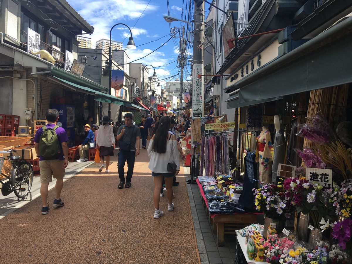 谷中銀座商店街の様子